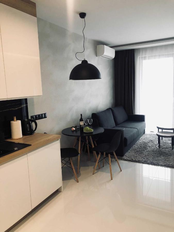 Warsaw Apartments Grzybowska Екстер'єр фото