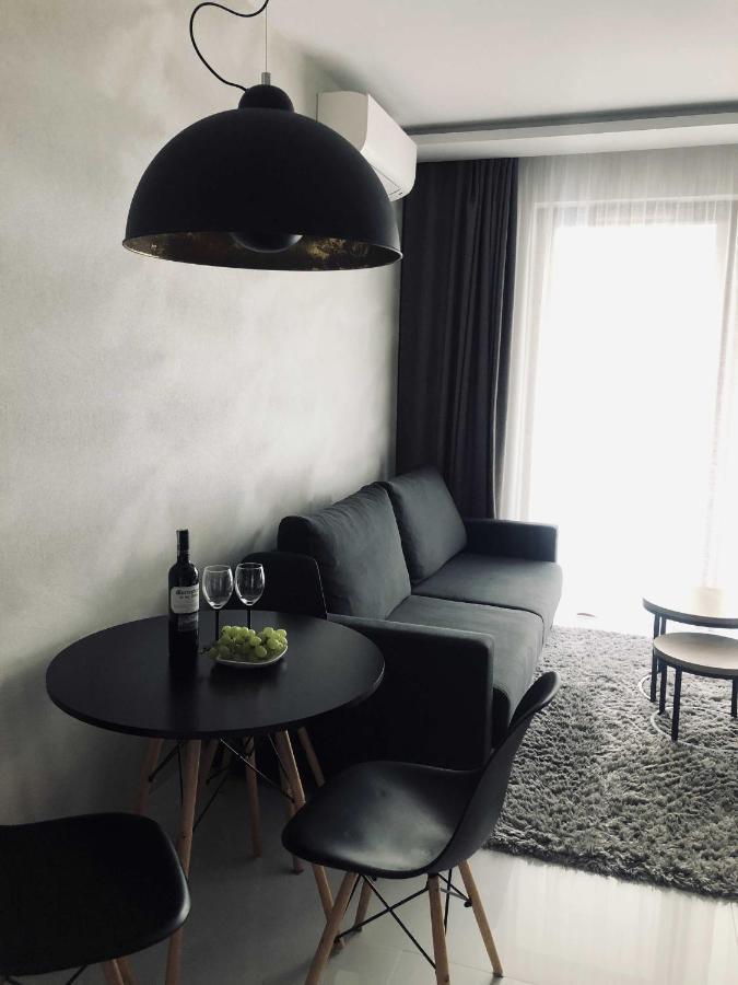 Warsaw Apartments Grzybowska Екстер'єр фото